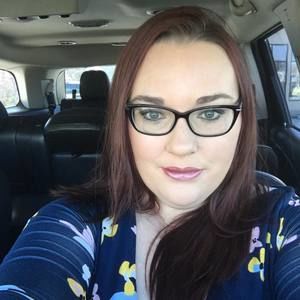 Meet your Posher, Leah